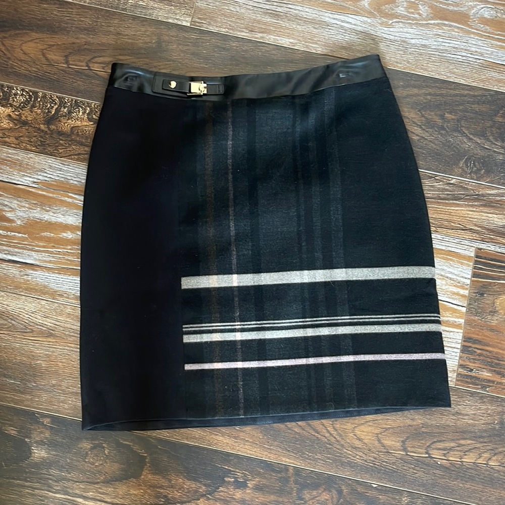 White House Black Market Mini Skirt